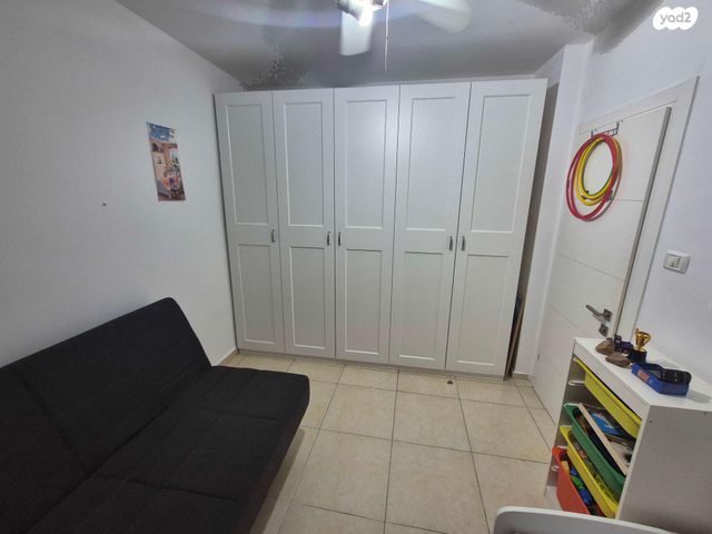 דירה, גינוסר 31, קרית גנים, ראשון לציון