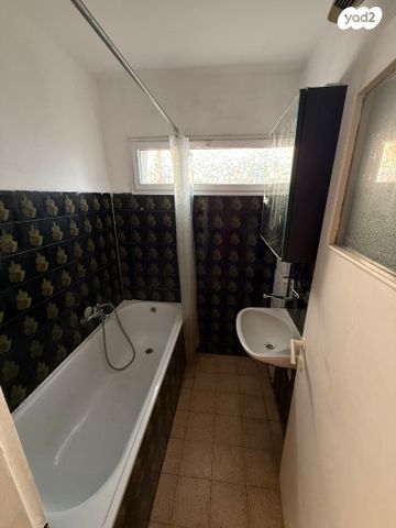 דירה, אבא הלל סילבר 25, יזרעאליה, חיפה