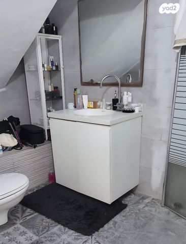 יחידת דיור, ההגנה 88, קרית שז"ר, רעננה