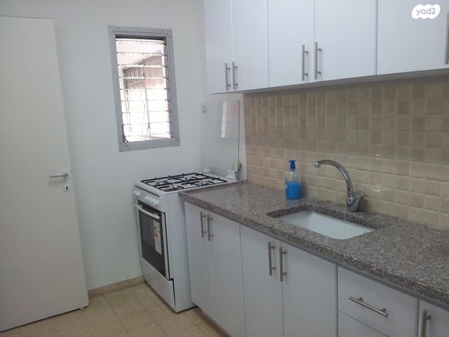 רחבת הרא"ש 17