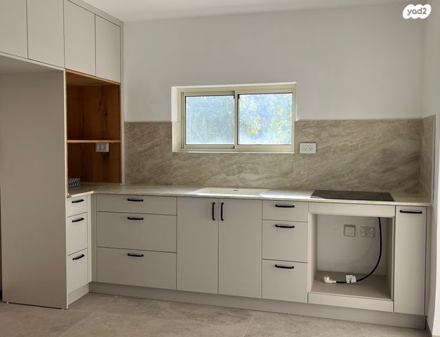 מצפה נפתלי 51