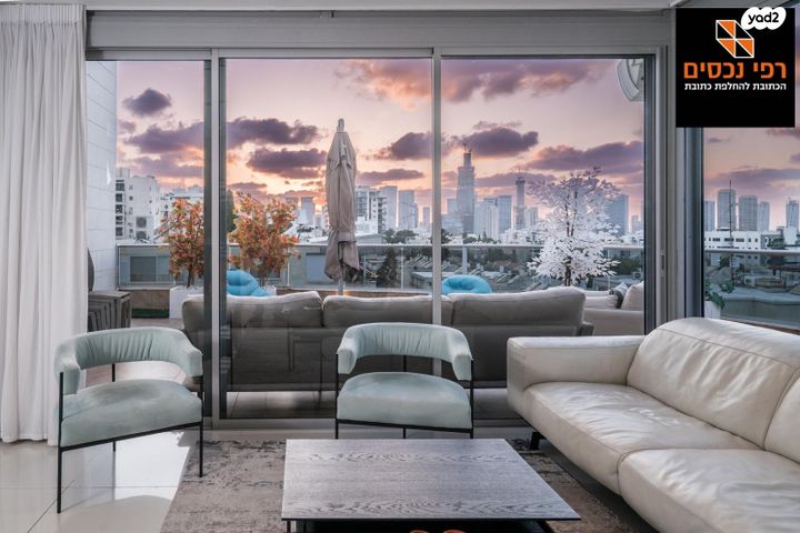 גג/ פנטהאוז, ארלוזורוב, גבעתיים