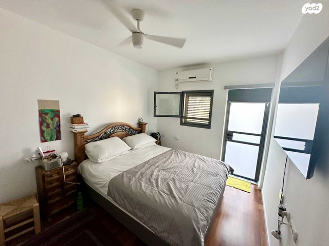 דירה, הרצליה