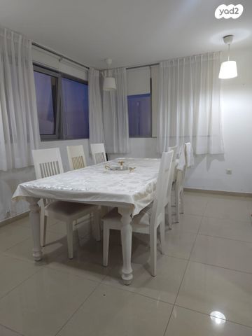 דירה, דרך בן גוריון, בת ים