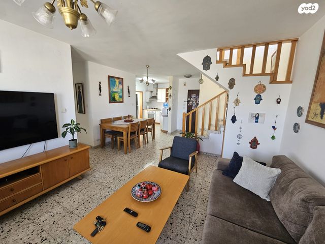 גג/ פנטהאוז, מח"ל, נווה ברבור, כפר שלם מערב, תל אביב יפו