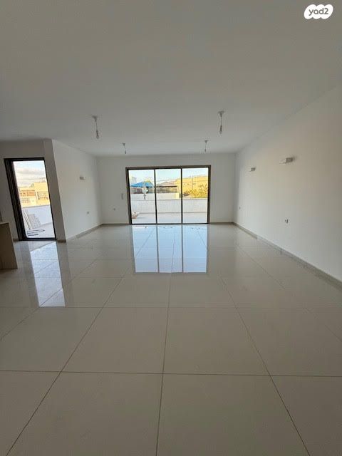 דופלקס, זרובבל, גולן, רמת השרון