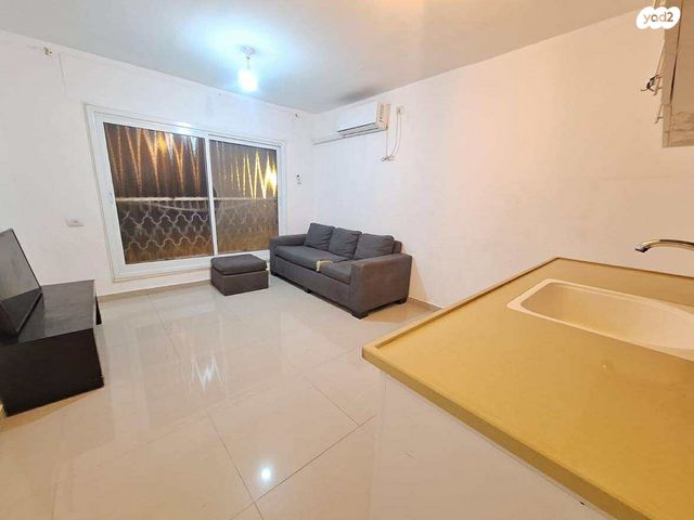 דירה, מבצע עובדה, באר שבע