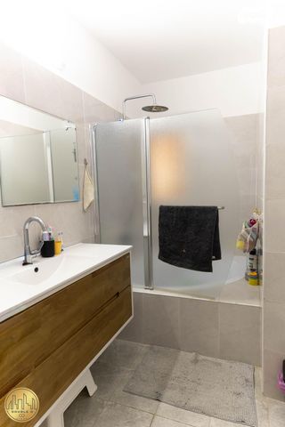 דירה, רבקה גובר, ראשונים, כפר סבא