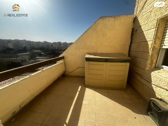 דירה, השיריונאי, פסגת זאב, ירושלים