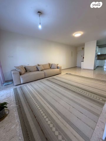 דירה, השקד, עין שרה, נהריה