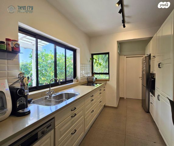 בית פרטי/ קוטג', בת חפר, בת חפר