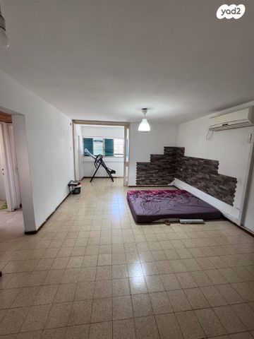 דירה, אלי כהן, רמת הנשיא, בת ים