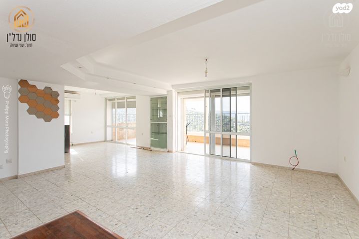 דו משפחתי, הוד הכרמל, דניה, חיפה