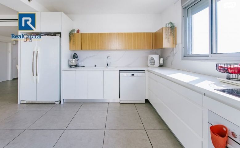 דירה, הוד השרון