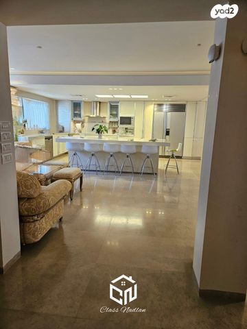 בית פרטי/ קוטג', רמת אפעל, רמת גן