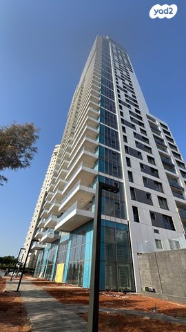 דירה, אהוד מנור, נתניה