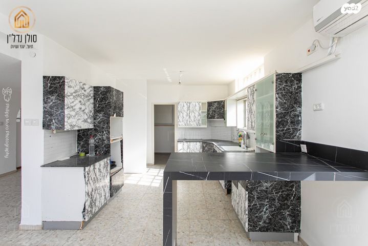 דו משפחתי, הוד הכרמל, דניה, חיפה