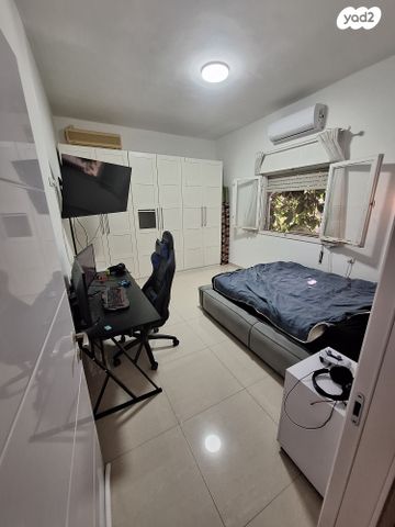 דירה, משה שרת, שכונת בן גוריון, מרכז העיר ג', רמת גן