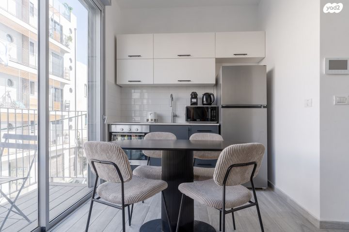 דירה, החלוצים 28, תל אביב יפו