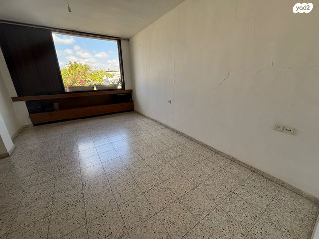 דירה, גולומב, ארלוזורוב, גבעתיים