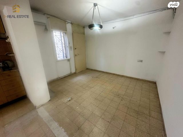 דירת גן, ישראל זנגוויל, קרית היובל, ירושלים