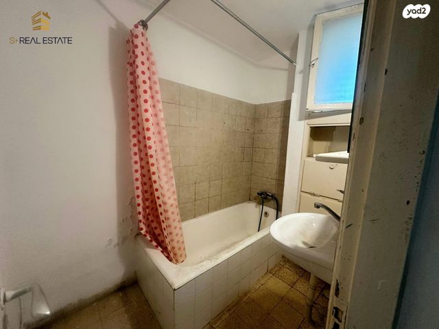 דירת גן, ישראל זנגוויל, קרית היובל, ירושלים