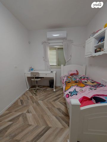 טריפלקס, דרך הים, כרמל מערבי, חיפה