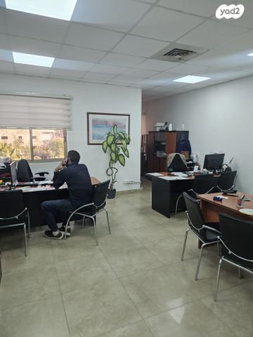 משרדים, תלפיות תעשיה ומסחר, ירושלים