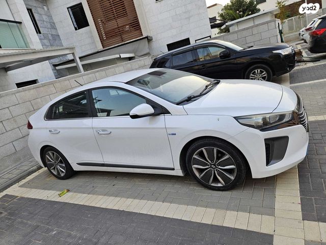 מודעת רכב יונדאי איוניק