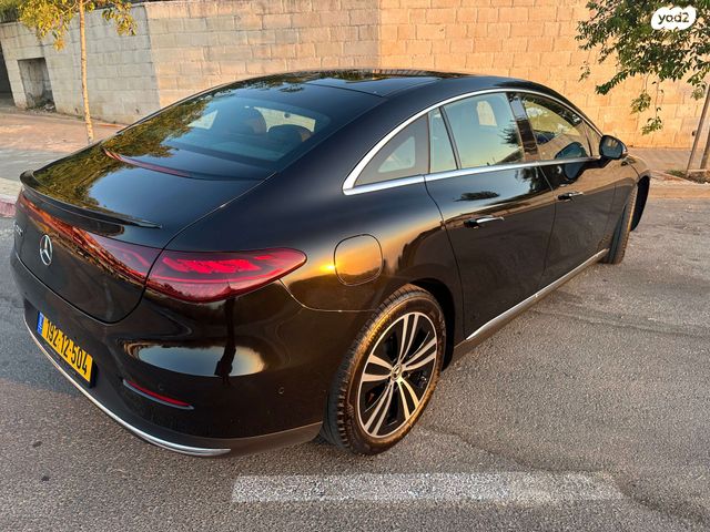 מודעת רכב מרצדס-בנץ EQE