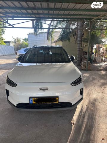 ג׳ילי Geometry C