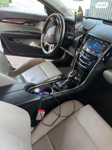 מודעת רכב קאדילק ATS