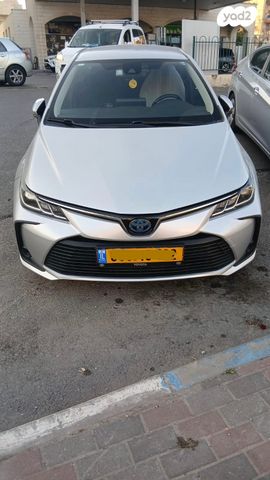 מודעת רכב טויוטה קורולה