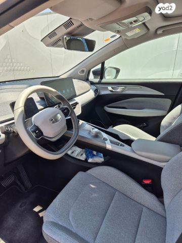 ג׳ילי Geometry C