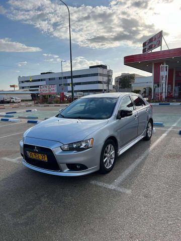 מודעת רכב מיצובישי לנסר