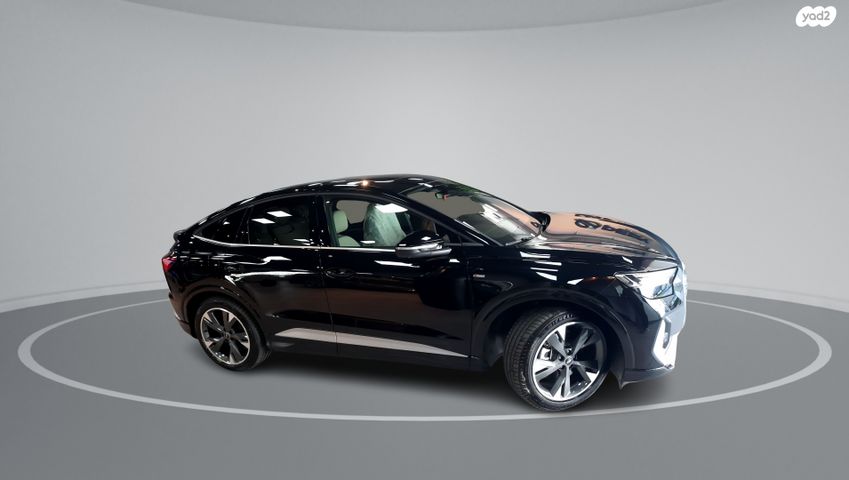 אאודי Q4 e-tron