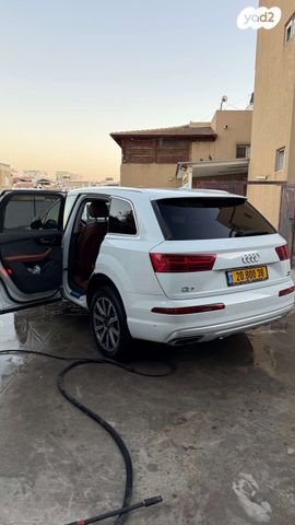 מודעת רכב אאודי Q7