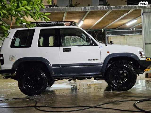 מודעת רכב איסוזו טרופר