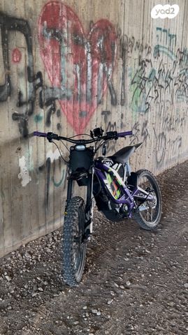 מודעת רכב סורון Light Bee X