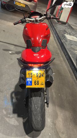 דוקאטי מונסטר 696