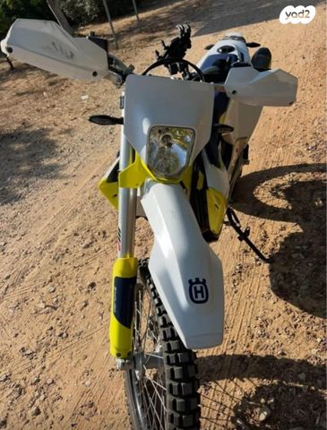 הוסקוורנה 701 אנדורו