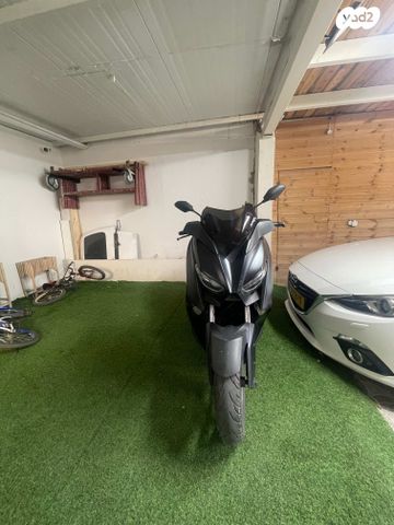 ימאהה X-MAX 300