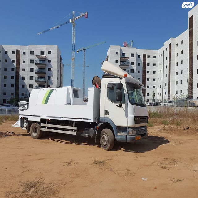 מודעת רכב משאבת בטון