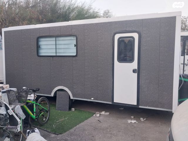 מודעת רכב נגרר (קראוון נגרר)