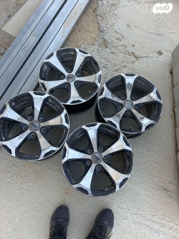 feedItemObj.data.row_1