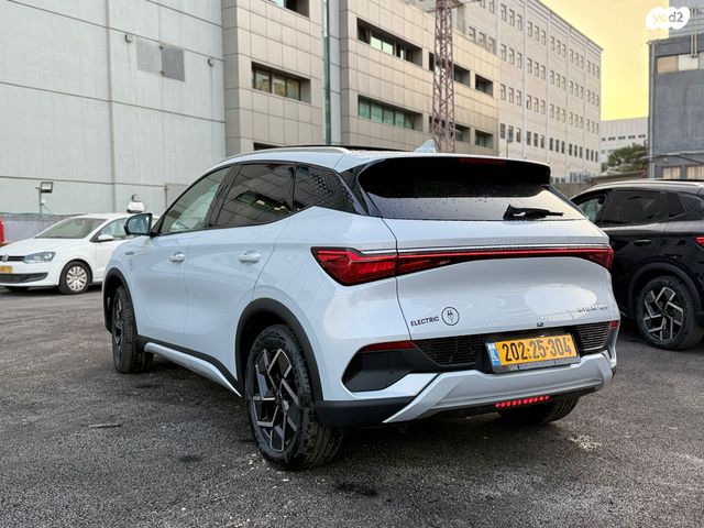 בי.ווי.די אטו 3