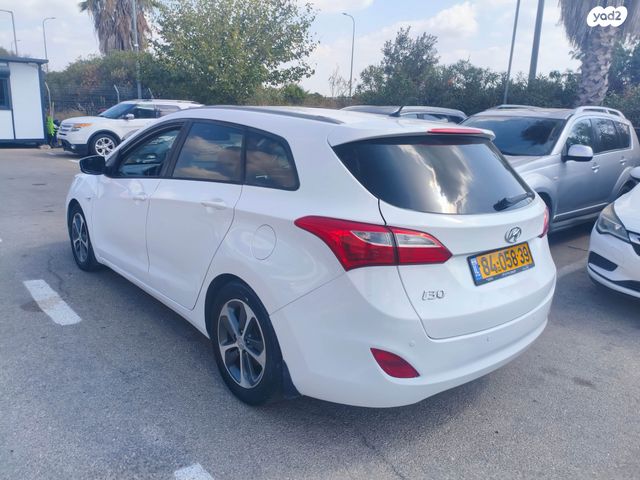 יונדאי i30