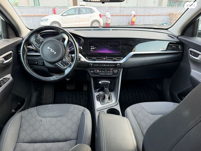 קיה נירו פלוס