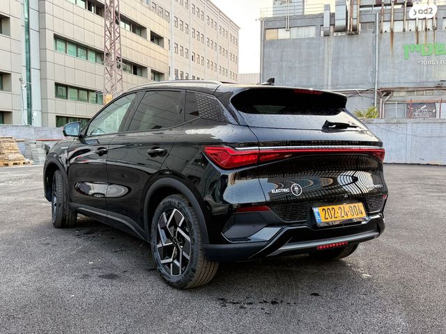 בי.ווי.די אטו 3