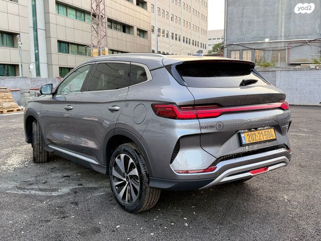 בי.ווי.די סיל U